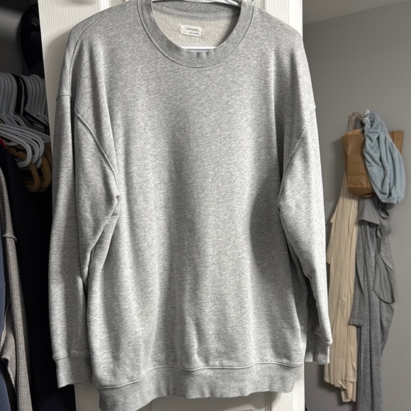 Crew neck - Picture 1 of 2